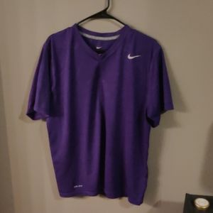 Nike dri-fit t shirt purple large